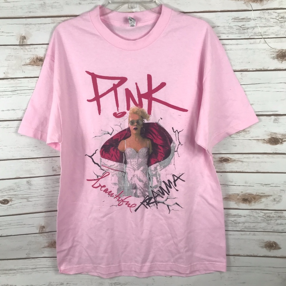 PINK ‘BEAUTIFUL TRAUMA’ 2018 tour T-shirt size L